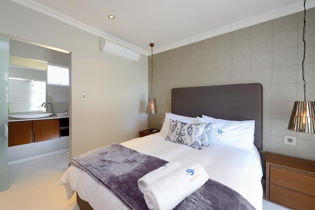 Grand Blue D Hotel Cape Town Exterior foto